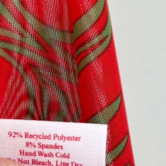 NWT Lisa Says Gah Eleanor Mesh Long Sleeve Ruched Crop Top Wild Hearts Red - Picture 7 of 7